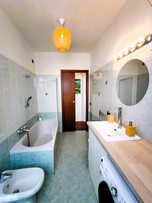 Casa Albertina Grazioso Appartamento Vicino Alla Stazione Monza Luaran gambar