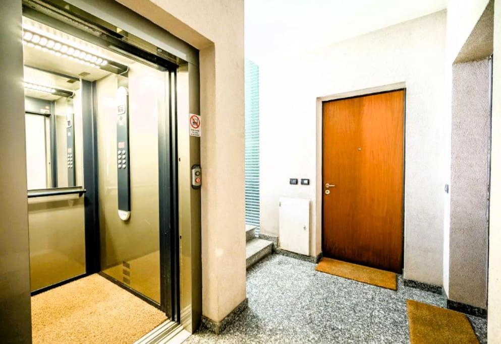 Casa Albertina Grazioso Appartamento Vicino Alla Stazione Monza Luaran gambar