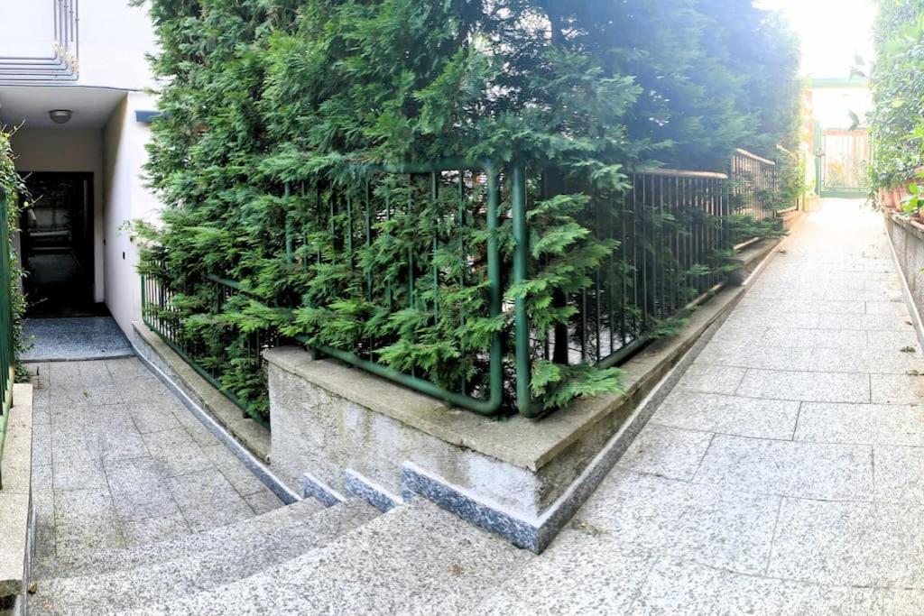 Casa Albertina Grazioso Appartamento Vicino Alla Stazione Monza Luaran gambar