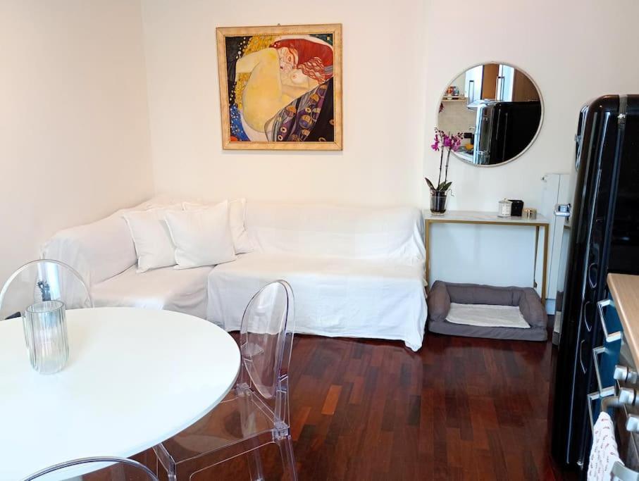 Casa Albertina Grazioso Appartamento Vicino Alla Stazione Monza Luaran gambar