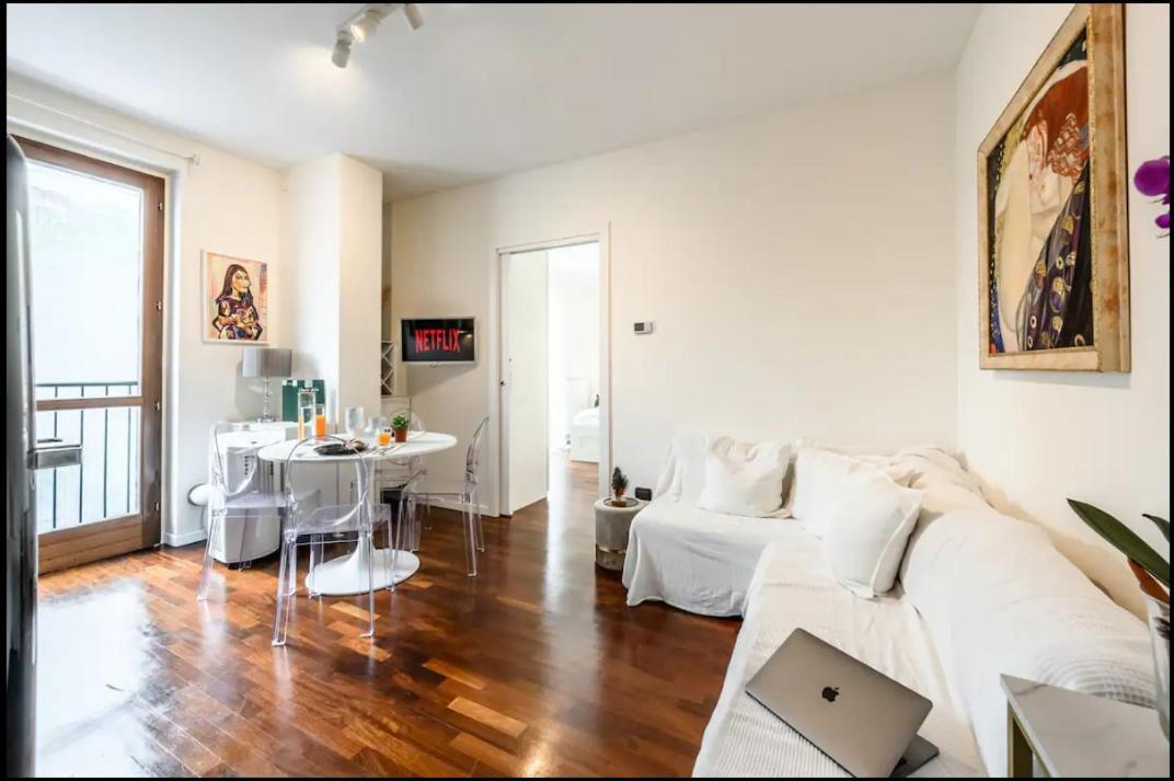 Casa Albertina Grazioso Appartamento Vicino Alla Stazione Monza Luaran gambar